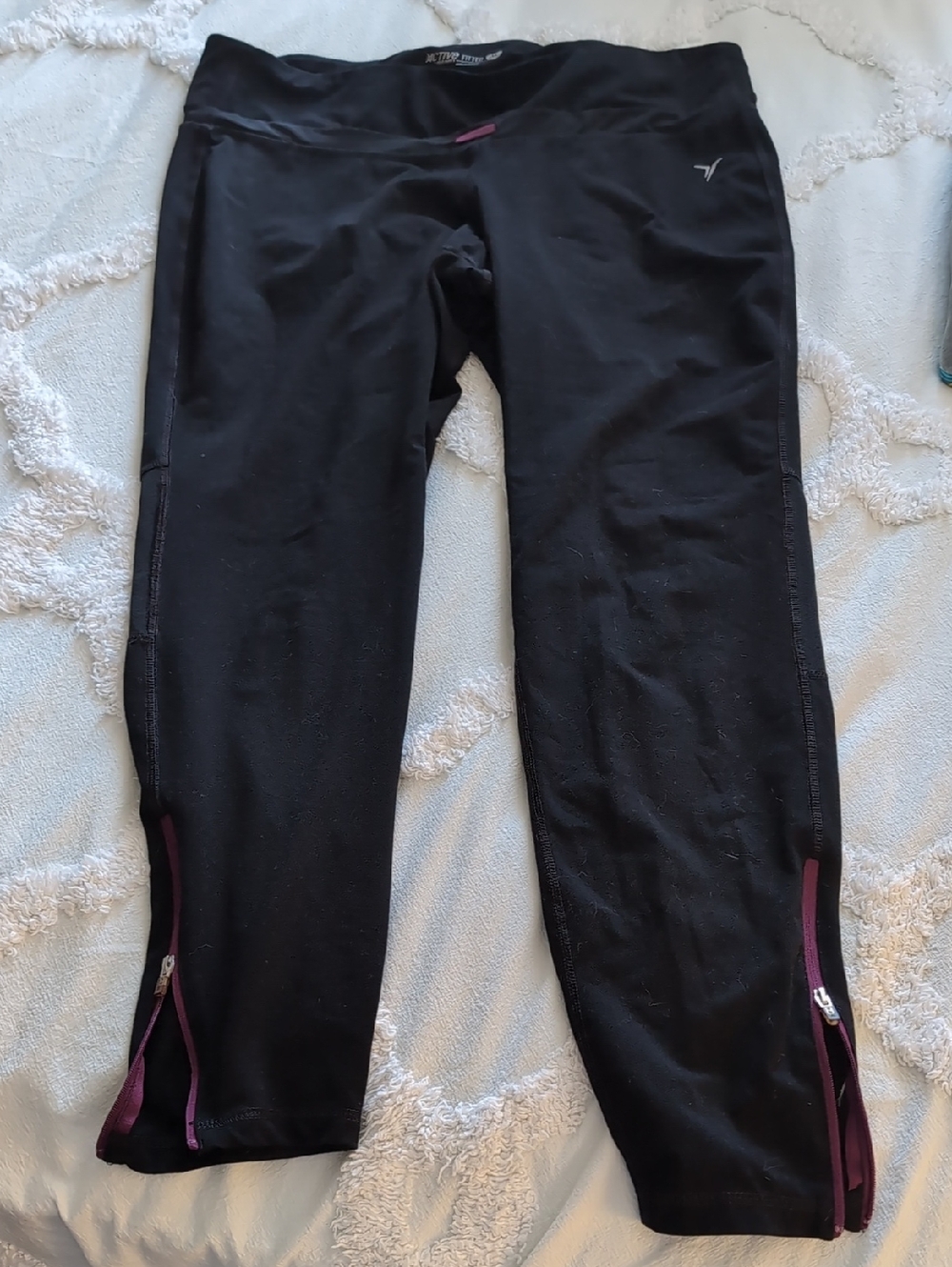 Old Navy Black Fitted Pants with Ankle Zips